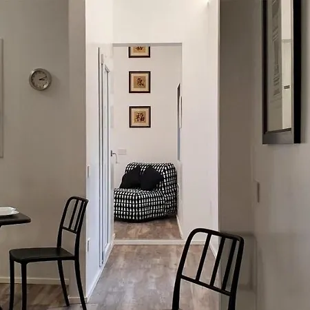Space Apartment *