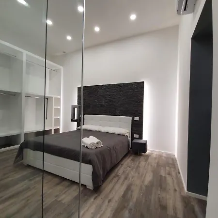Space Apartment *